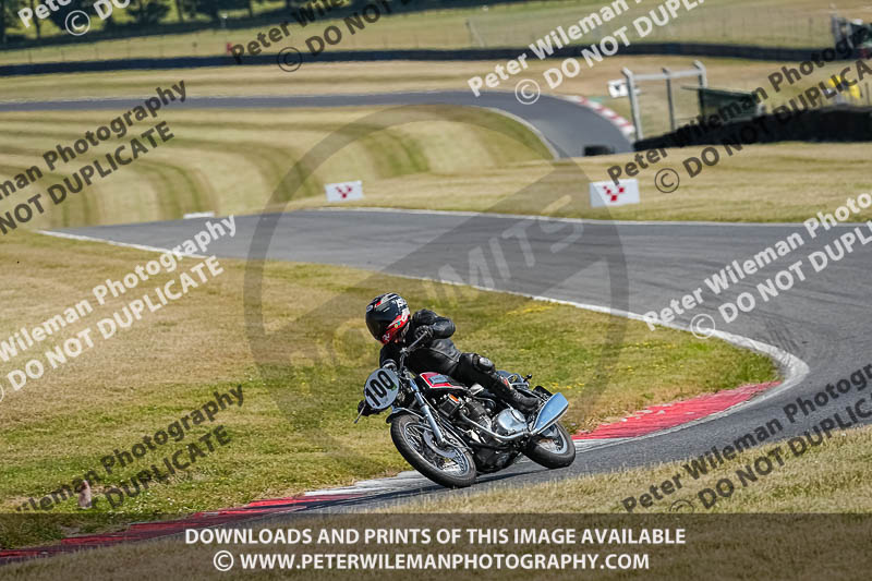 cadwell park;cadwell park photographs;cadwell trackday photographs;enduro digital images;event digital images;eventdigitalimages;peter wileman photography;racing digital images;trackday digital images;trackday photos
